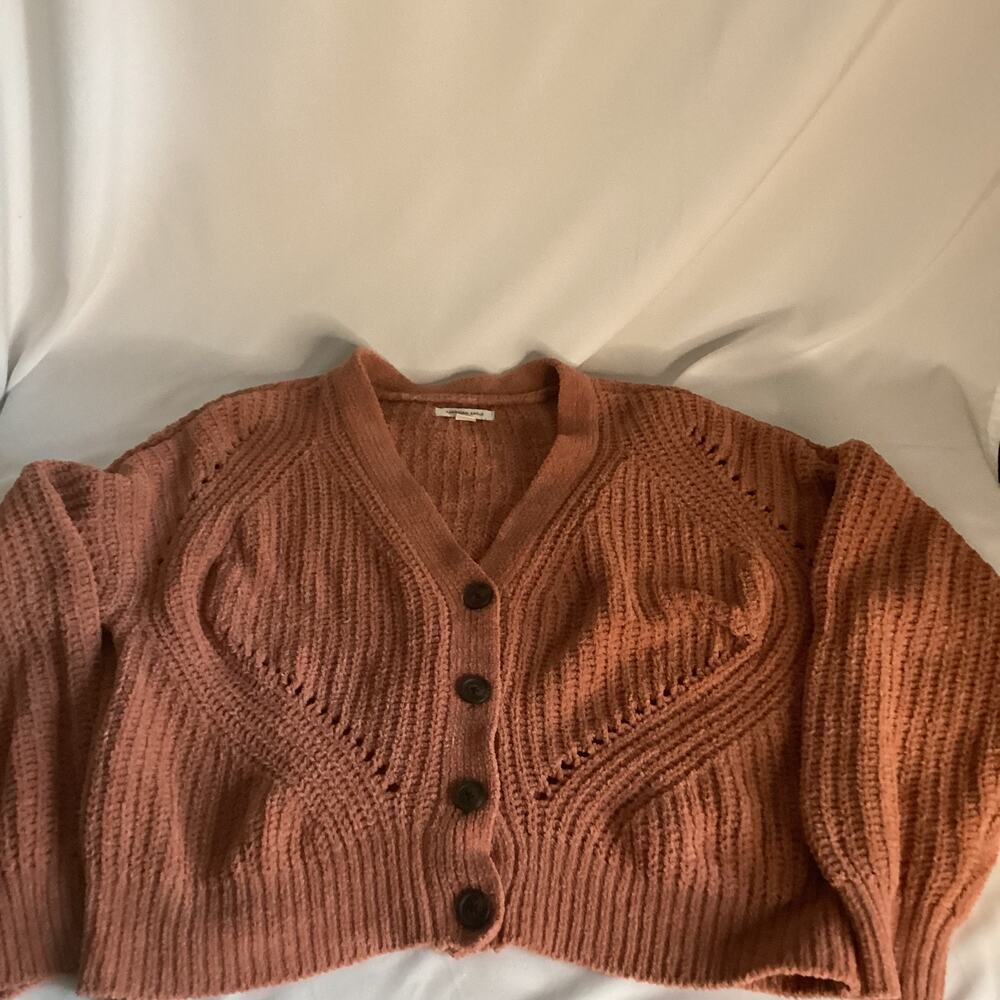 American Eagle Cropped Cardigan – Super Soft Knit – Size S – Cozy & Cute